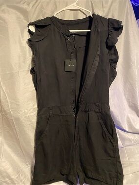 Joe's Jeans Black Sleeveless Button-Front Romper